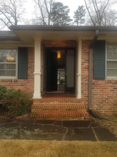 839 Loridans Dr, Atlanta GA  30342-3513 exterior