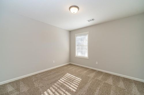 659 Peachtree Rd, Jefferson GA  30549-1558 exterior