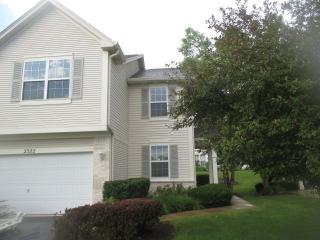 2322 Sunrise Cir, Aurora IL  60503-6745 exterior