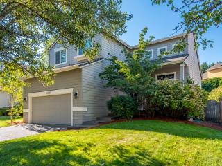 15244 Decatur Way, Portland OR  97229-8950 exterior