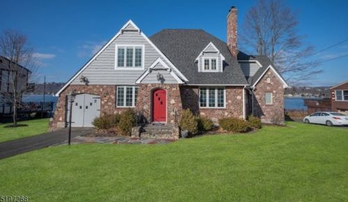 282 Shore Trl, Sparta, NJ 07871-2039