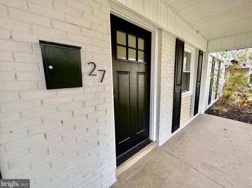27 Emerald Ln, Willingboro, NJ 08046-2255