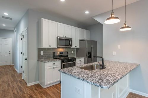 660 Bryan St, Atlanta GA  30312-3311 exterior