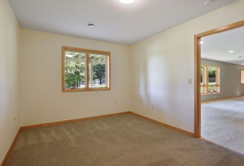 9209 Cedar Lake Rd, Minneapolis MN  55426-2358 exterior