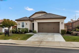 1572 California Trl, Los Angeles, CA 94513-4337
