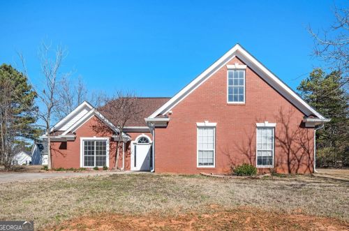 280 Rosewood Cir, Porterdale, GA 30016-8803