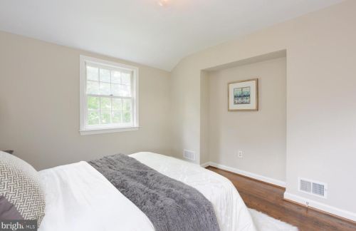 221 Baden St, Silver Spring MD 20901-4839 exterior