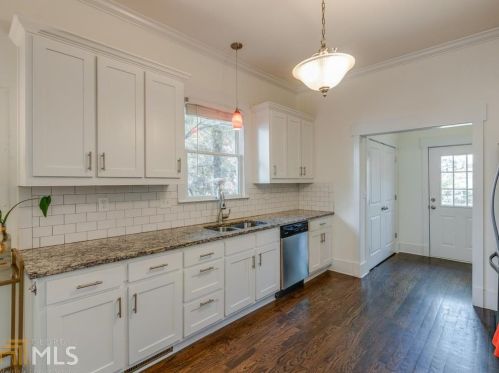 466 Hemlock Cir, Atlanta GA  30316-1838 exterior