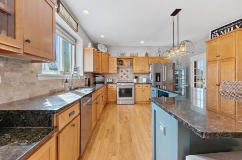 13301 Wellesley Cir, Plainfield, IL 60585-5057