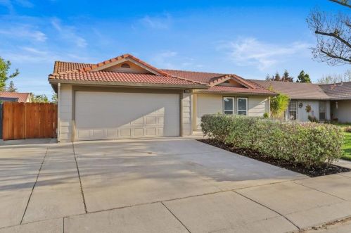 2813 February Ct, Modesto, CA 95358-6605