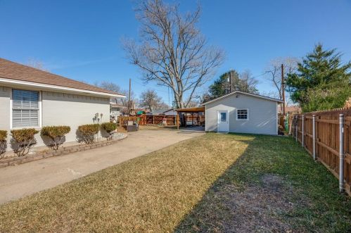 1318 Swallow Ln, Garland TX 75042-8035 exterior