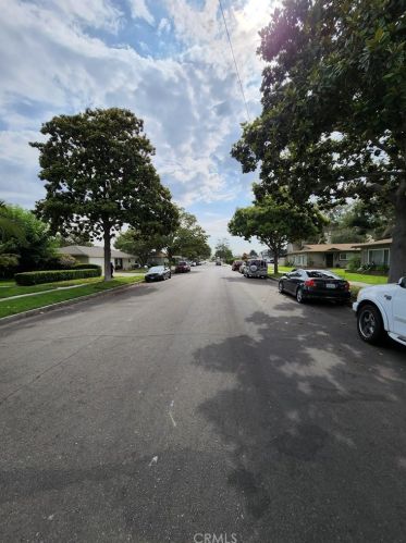 2109 Juno Ave, Anaheim CA  92804-4518 exterior