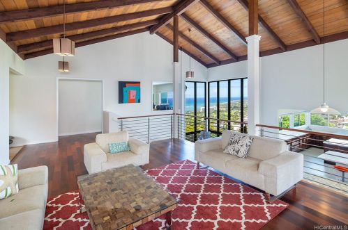 1596 Ihiloa Loop, Honolulu HI  96821-1365 exterior