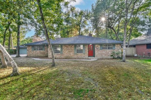 792 Angelina Ct, Conroe TX  77302-3800 exterior
