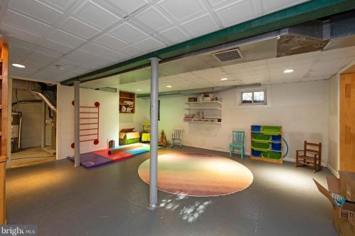 139 Marne Ave, Haddonfield NJ 08033-1444 exterior