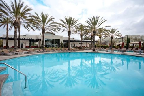 5315 Pacific Ter, Hawthorne, CA 90250-0973