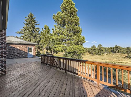 8372 Ponderosa Dr, Parker CO 80138-8231 exterior