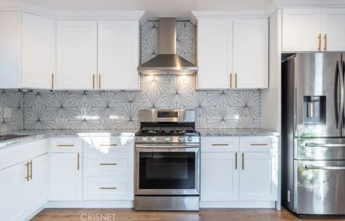 3047 Prospect Ave, Glendale CA  91214-3425 exterior