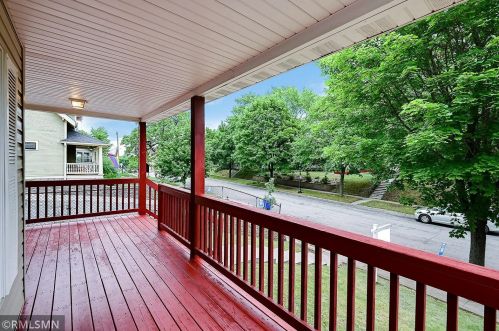 1061 Desoto St, Saint Paul MN  55130-3846 exterior