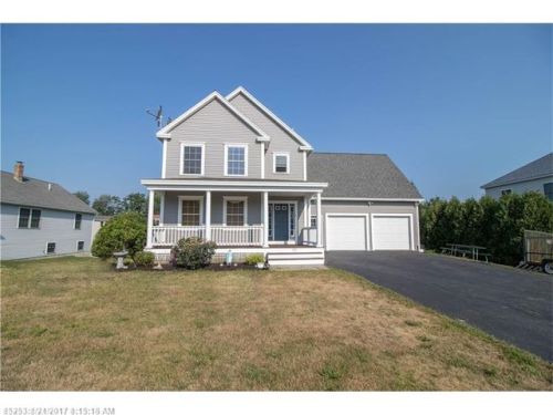 131 Victoria Dr, Westbrook, ME 04092-2048