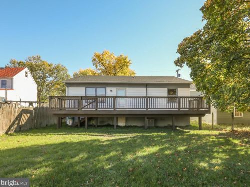 57 Gilbert St, Harpers Ferry, WV 25425-6302