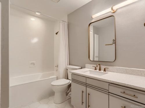 24 Beacon Hill Ln, Englewood CO  80111-5244 exterior