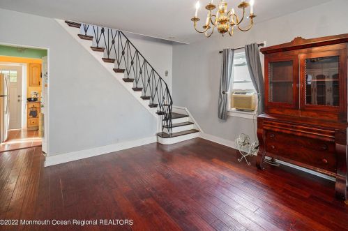 47 Westside Ave, Tinton Falls NJ 07701-1451 exterior