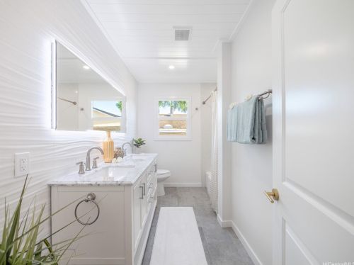 1346 Nehoa St, Honolulu HI  96822-3074 exterior