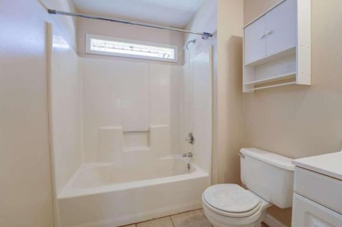 1740 Rdg Ct, Conyers GA  30013-1726 exterior