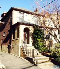 415 Morningside Ave, Fairview, NJ 07022-1108