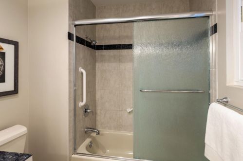 1413 Brookmill Rd, Los Altos CA 94024-5804 exterior