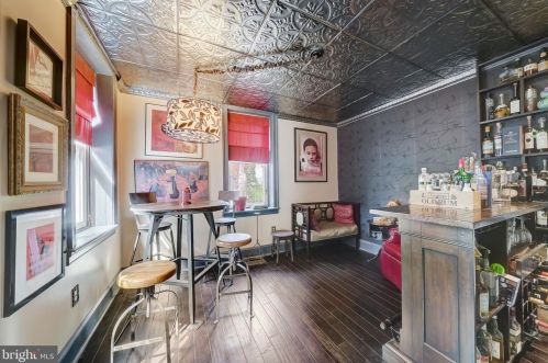 430 42 St, Philadelphia PA 19104-0044 exterior