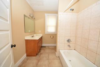 1418 Beacon St, Cincinnati OH  45230-2819 exterior