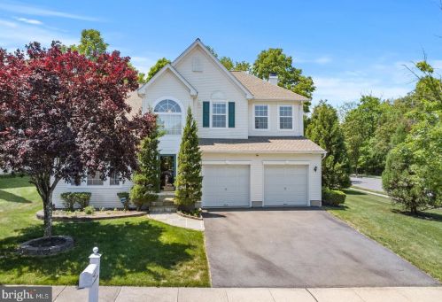 2 Kirby Cir, Princeton NJ  08540-7902 exterior