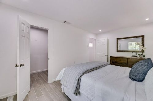 2735 Grafton Ave, Dallas TX  75211-5711 exterior