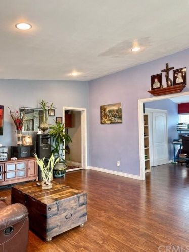 10931 Endry St, Anaheim CA  92804-6359 exterior