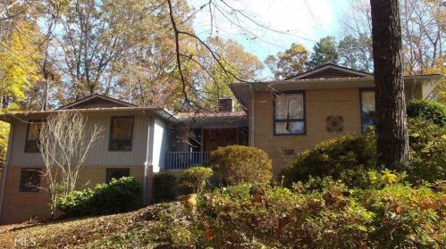 176 Green Forest Dr, Toccoa, GA 30577-2434