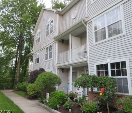 605 Tulsa Ct, Hackettstown NJ  07840-1694 exterior