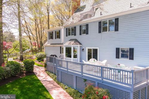 611 Cpe Mckinsey Dr, Severna Park MD 21146-4058 exterior