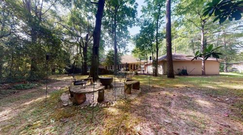 8760 Skyline Ln, Conroe TX  77302-3458 exterior