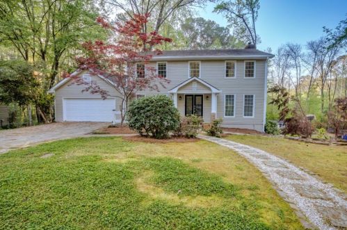 311 Woodbrook Ln, Marietta, GA 30068-3558
