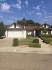 2036 Four Creeks Ave, Visalia, CA 93292-2374