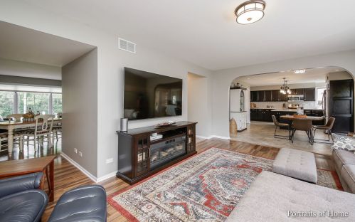 531 4th Ave, Addison IL  60101-2273 exterior