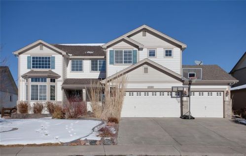 17337 Caley Ln, Aurora, CO 80016-3186