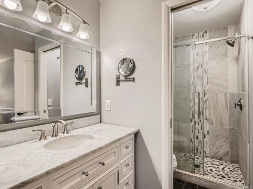 7640 Phillips Cir, Englewood CO 80112-3254 exterior