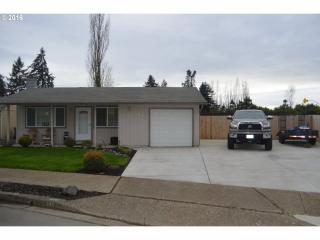 840 54th Pl, Springfield, OR 97478-6861