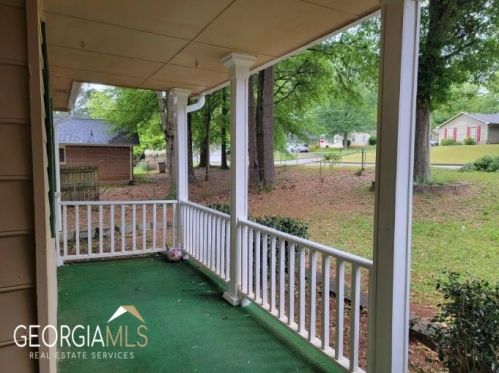 3671 Ashbill Ct, Rex GA  30273-1258 exterior