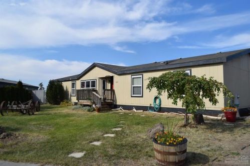 309 Hemlock Ct, Eagle Crest OR  97756-1592 exterior