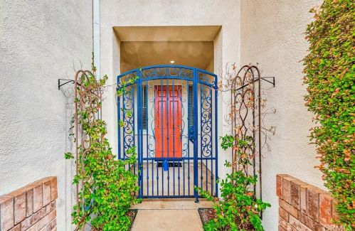 33746 Channel St, Temecula, CA 92592-5617