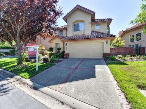 103 Marble Canyon Dr, Folsom, CA 95630-7109